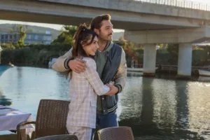 Звезды далеко от меня (2023) описание всех серий