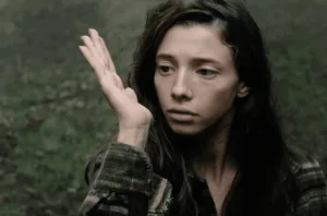 Полина Гухман в сериале Фишер